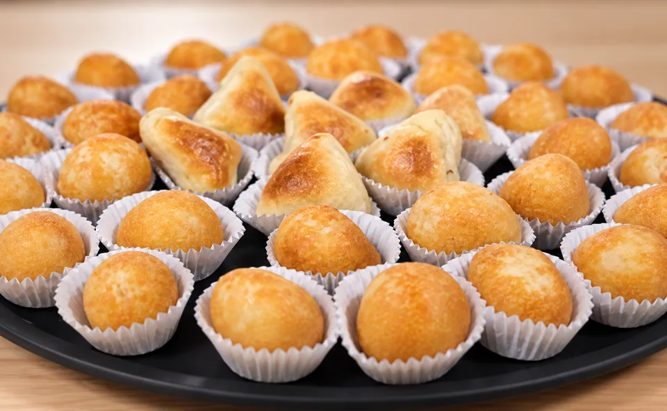 Salgadinhos assados quiches
