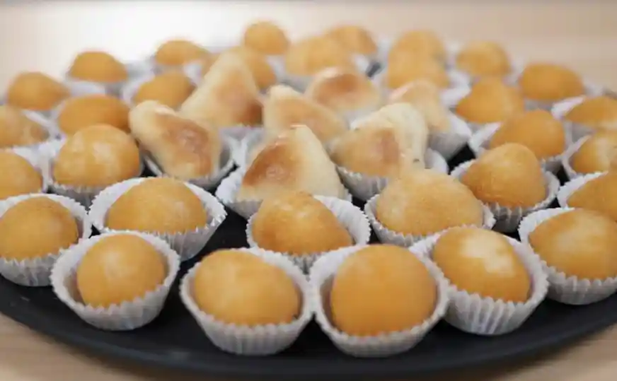 Salgadinhos assados quiches